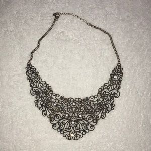Patterned Chunky Necklace